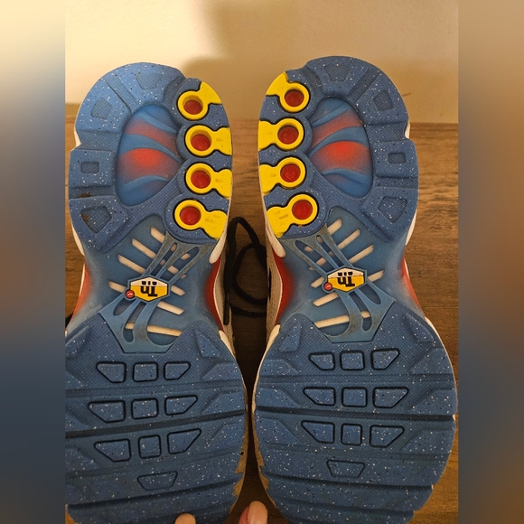 Nike Air Tuned Max White Black Orange Accent Sneakers - Picture 6 of 6